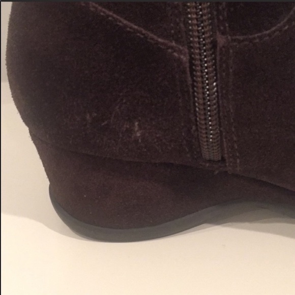 ME TOO brown suede wedge boots Size 6.5 - Picture 8 of 8